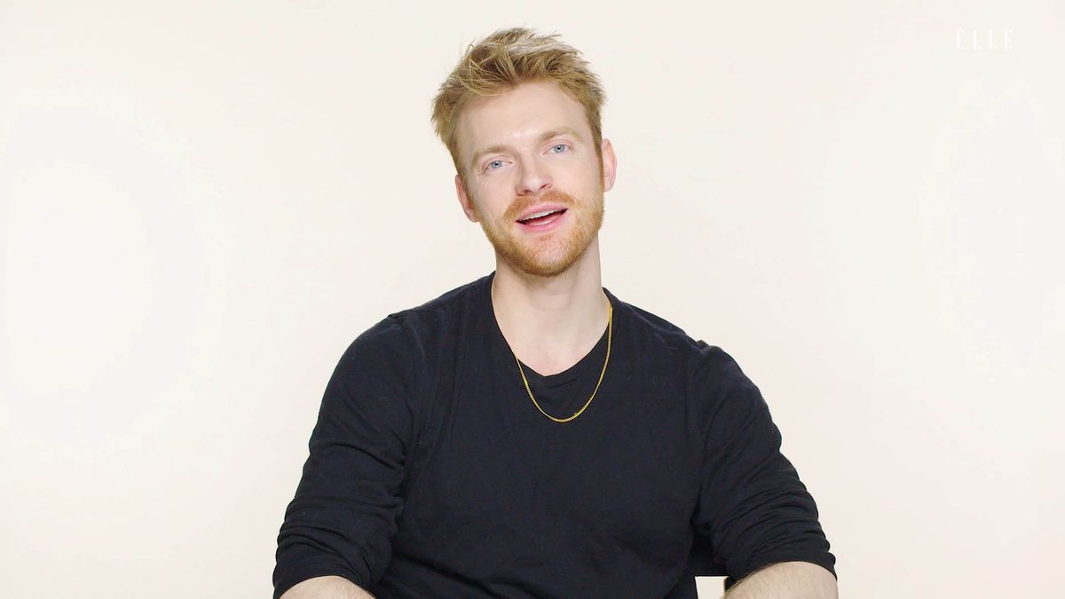 preview for FINNEAS Sings Justin Bieber, Billie Eilish and Rihanna in a Game of Song Association