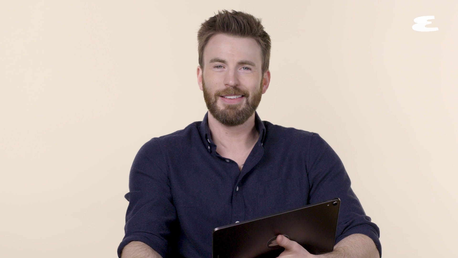 Avengers' Chris Evans sets hearts racing with close-up of chest tattoo |  Metro News