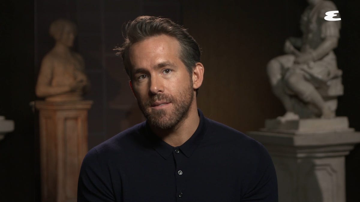 Steal All Your Grooming Tricks from Ryan Reynolds