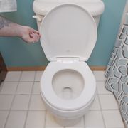 how to change a toilet seat