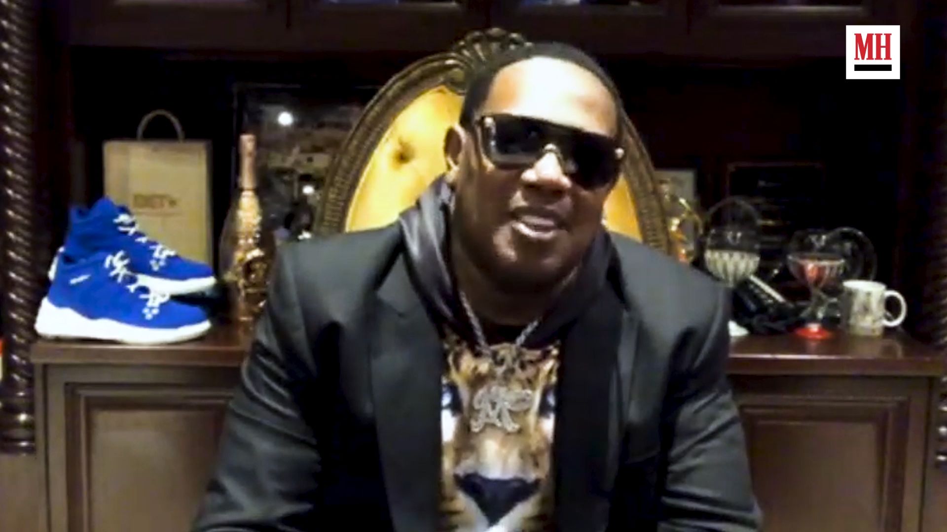 master p gold glasses