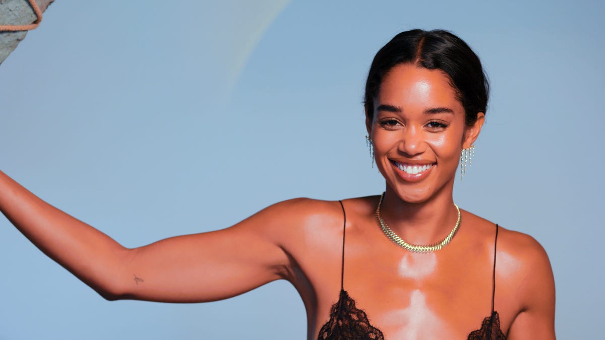 preview for Get to Know Laura Harrier at Her Cosmo Cover Shoot | Cosmo Quiz