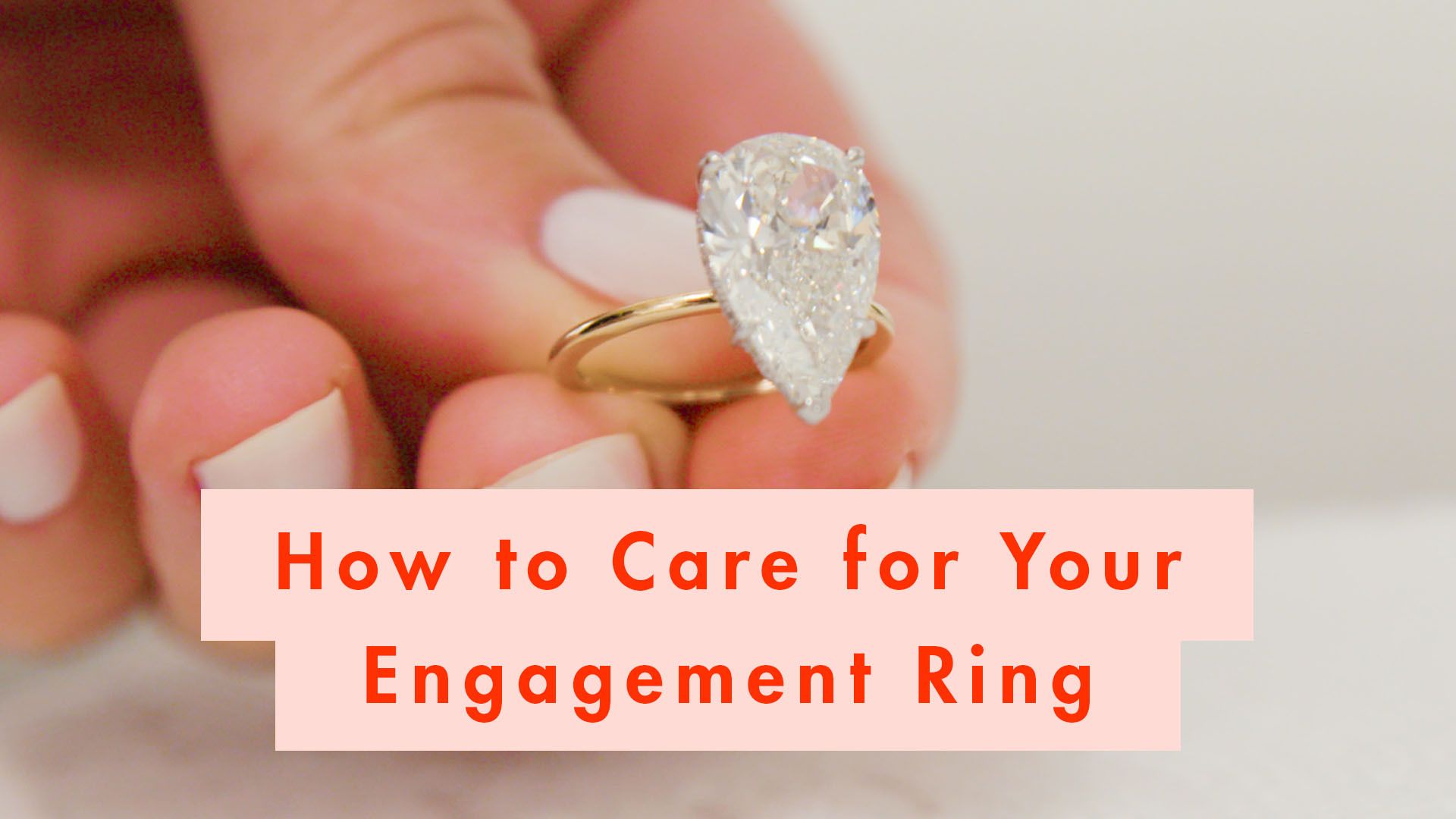 2022 how to engagement ring thumb