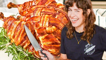 camerawoman attempts to make turkey