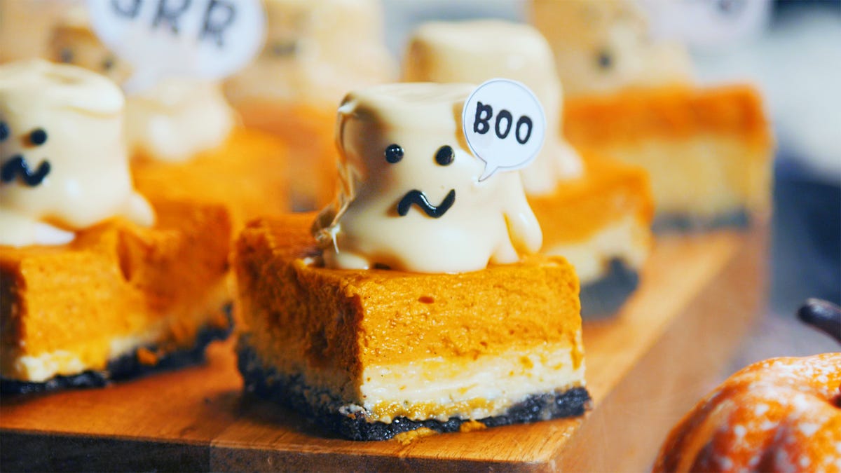 halloween recipe ghoul pumpkin cheesecake bars