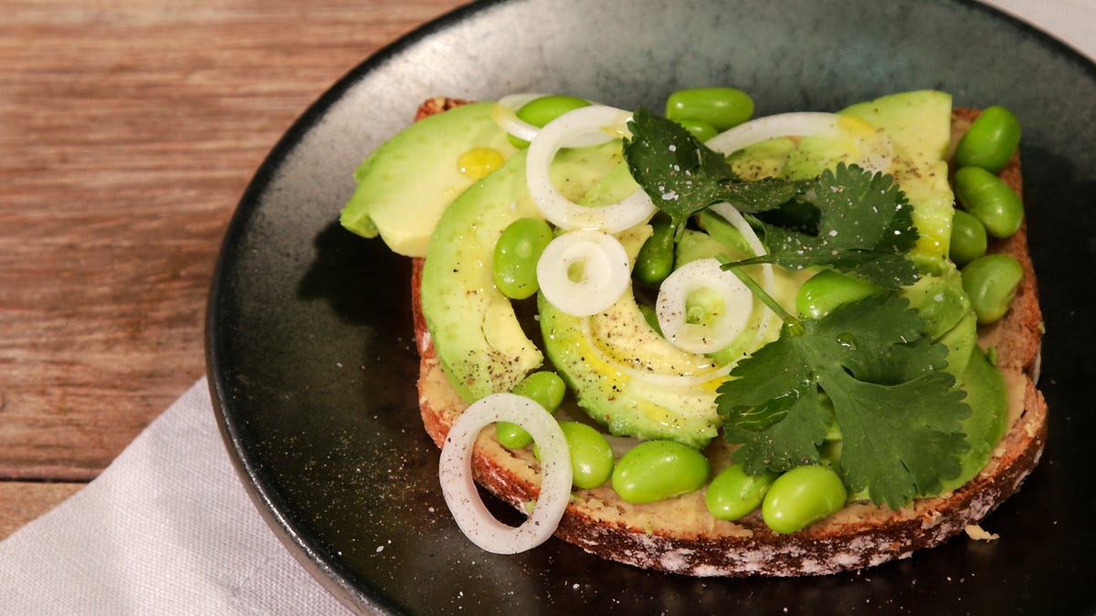 preview for Tostas de aguacate y edamame