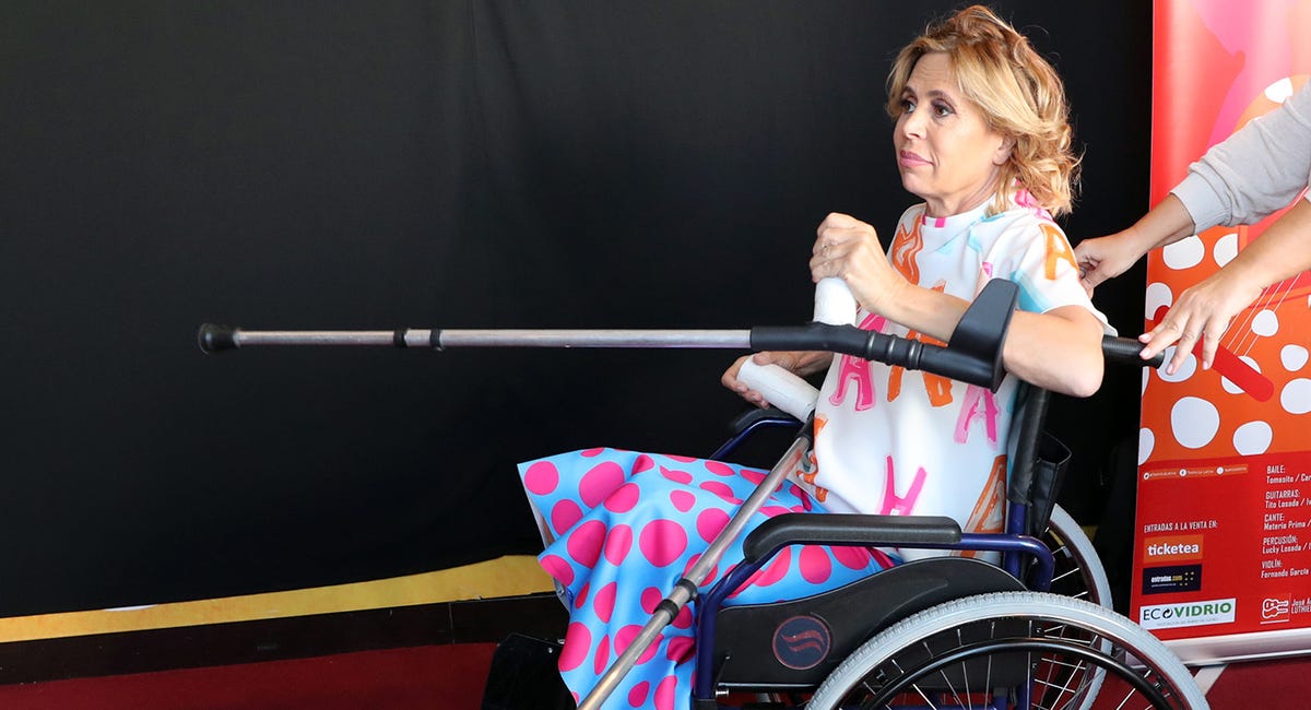 Agatha Ruiz de la Prada, diseñadora, famosa en silla de ruedas, barreras arquitectónicas,