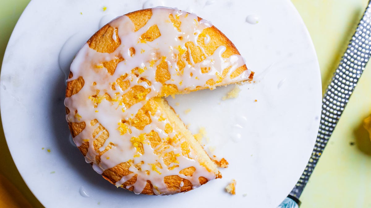 preview for Airfryer Lemon Drizzle Cake