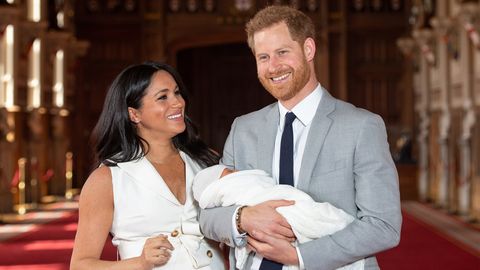 meghan markle, prince harry and archie