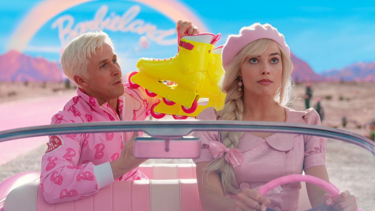 preview for 'Barbie': Margot Robbie y Ryan Gosling ruedan sobre patines
