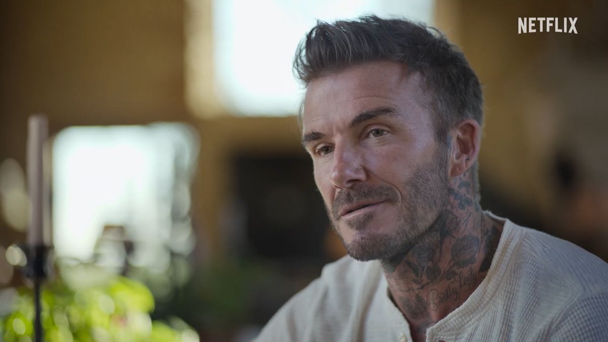 preview for Beckham documentary series - Official Trailer (Netflix)