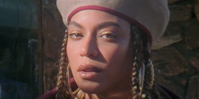 Get an Exclusive Look at the Making of Beyoncé's January 2020 ELLE Cover