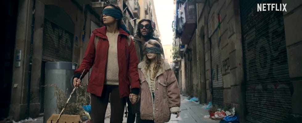 Bird Box Barcelona stars explain unexpected benefits of blindfold acting