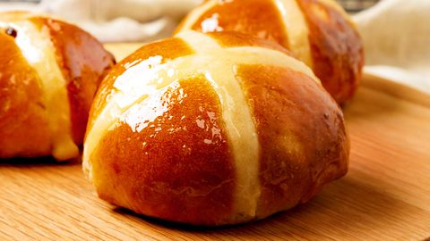 preview for Hot cross buns recipe