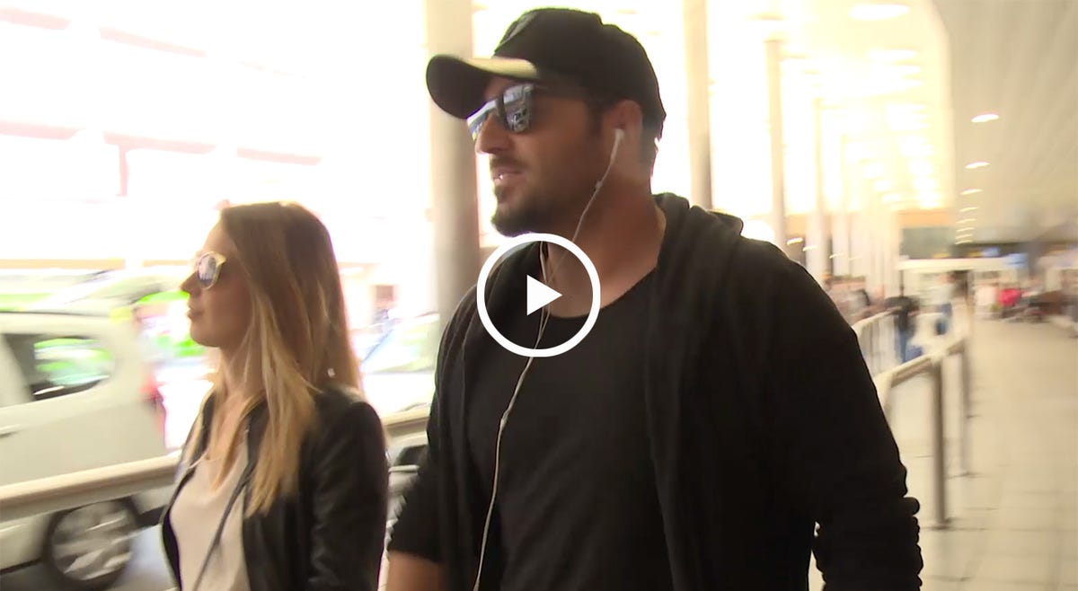 David Bustamante, Yana Olina, cariñosos en aeropuerto, juntos por Madrid.