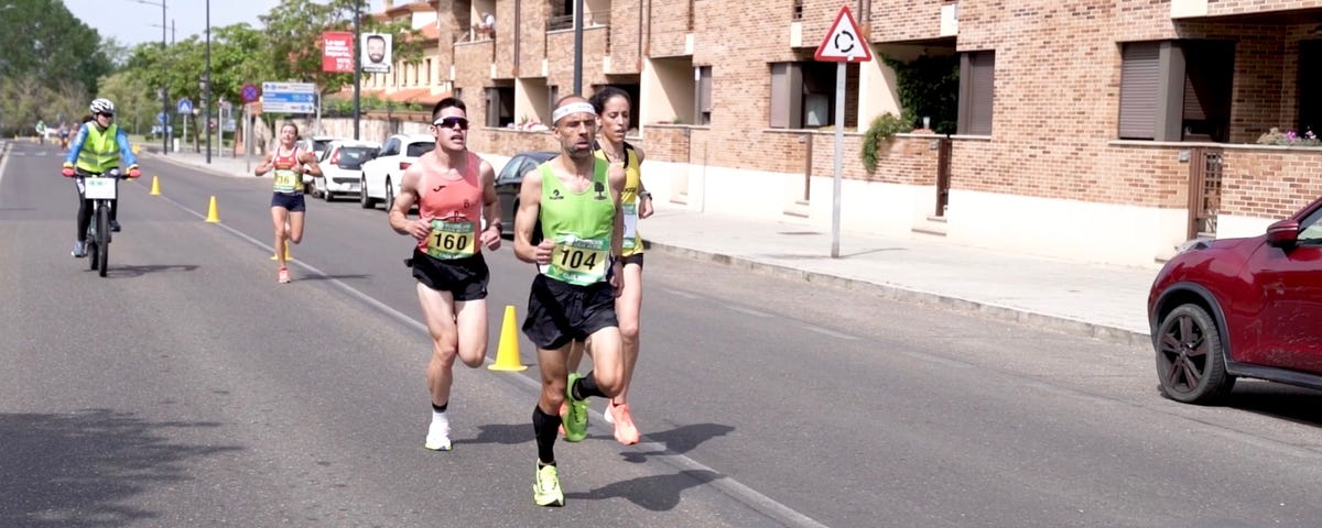 beatriz álvarez corre en el cerco de zamora