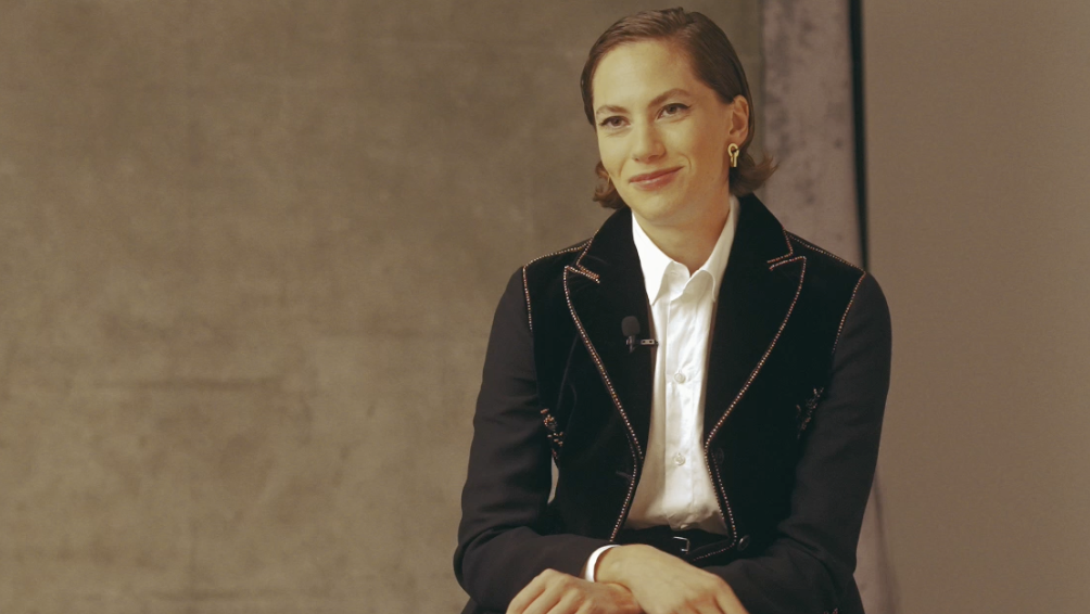 preview for Entrevista en vídeo Emma Ferrer, nieta de Audrey Hepburn