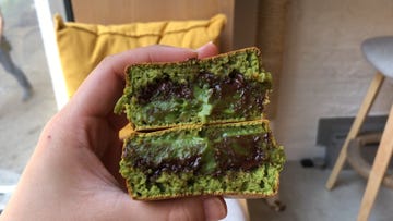 Green, Rock, Vegetarian food, Cuisine, Square, Plant, Food, Mineral, Dish, Nori, 