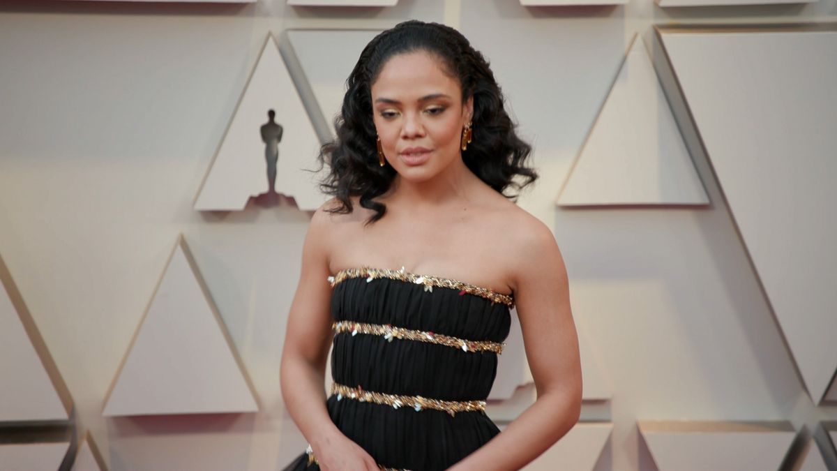 preview for Tessa Thompson's Oscars Look Is An Ode To Karl Lagerfeld