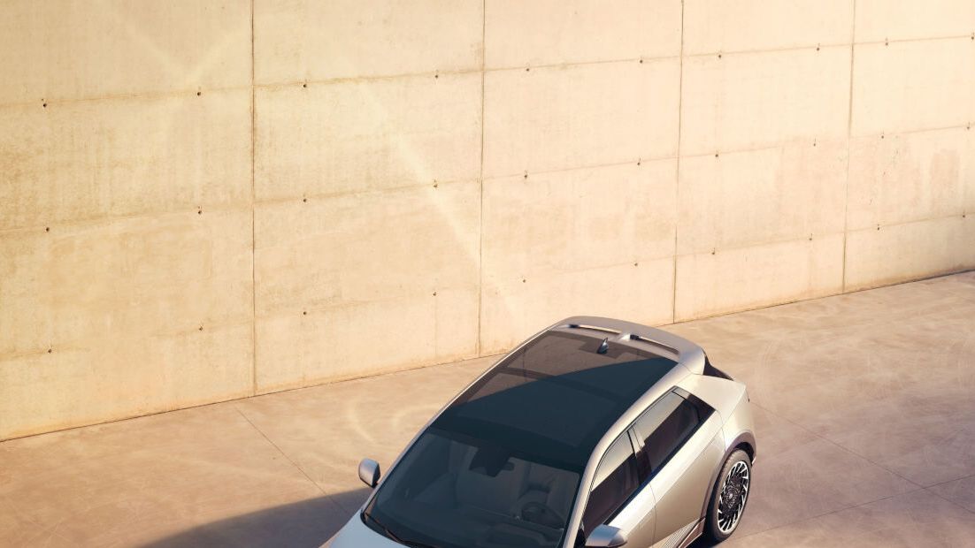 preview for Hyundai Ioniq 5: El crossover eléctrico se destapa