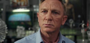 daniel craig, glass onion a knives out mystery