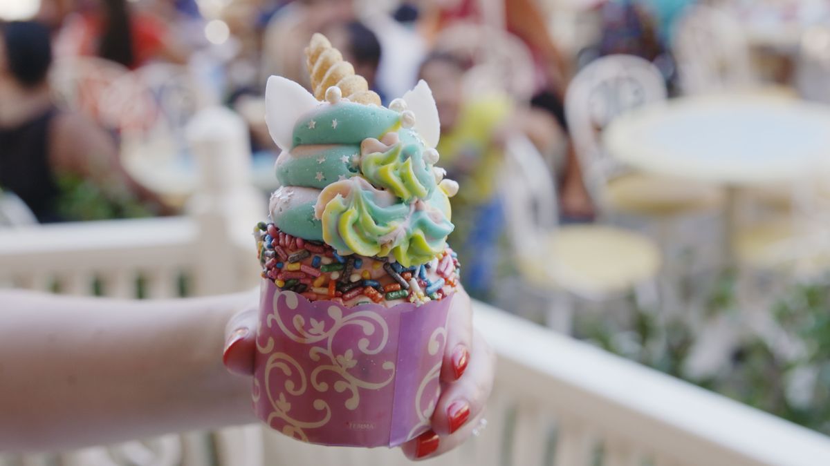 preview for The 10 Best Treats At Disneyland