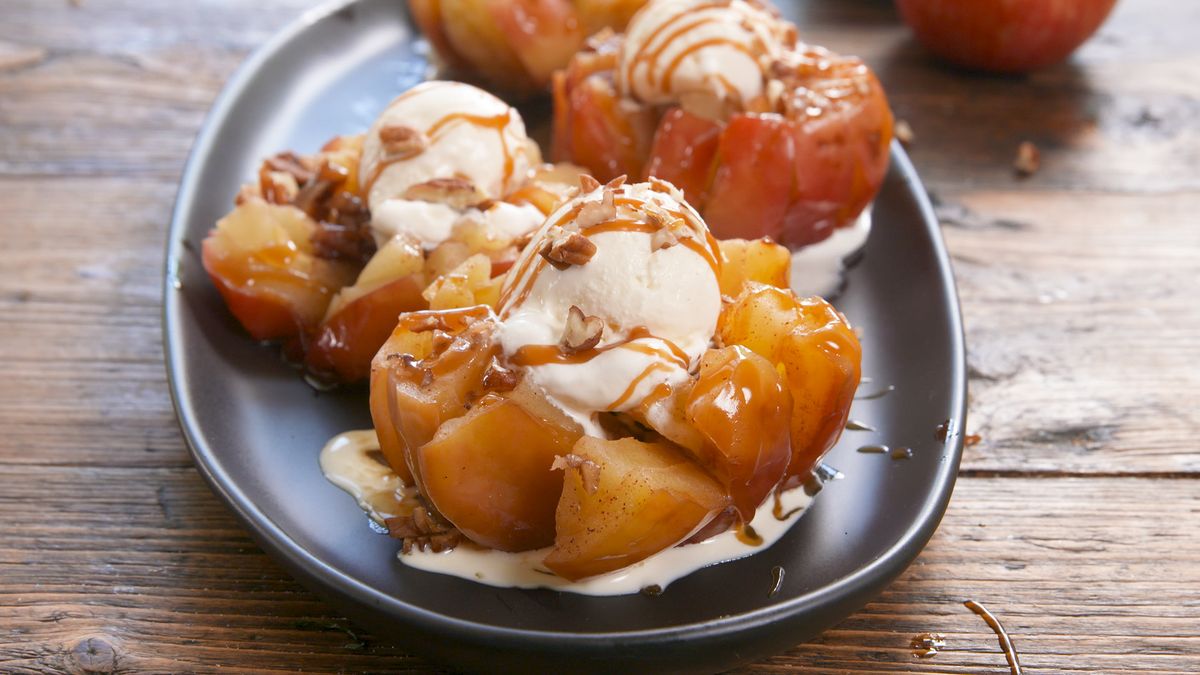 preview for These Bloomin' Apples Are The Perfect Summer Dessert
