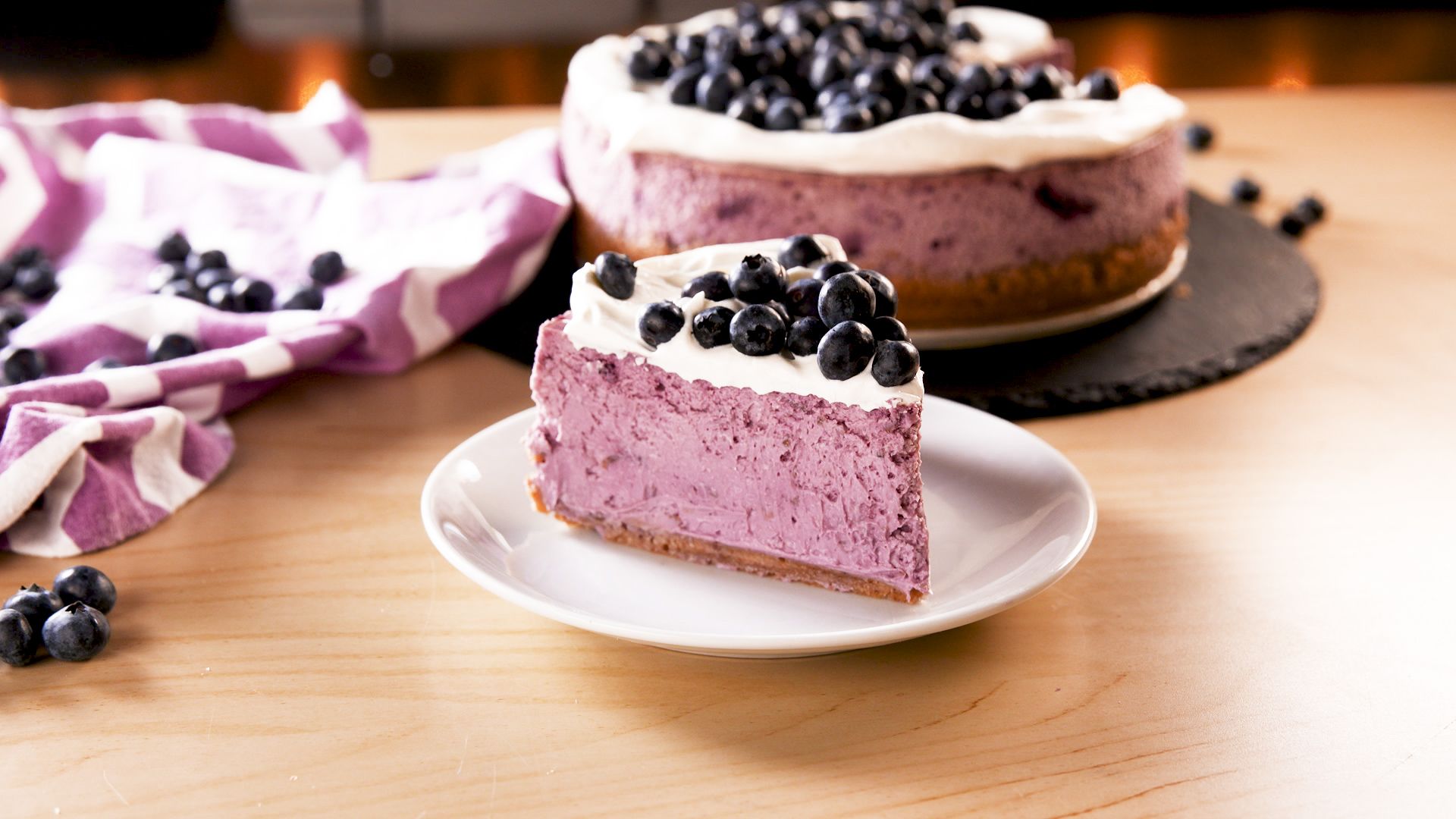 Blueberry Cheese Cake for Birthday | YummyCake