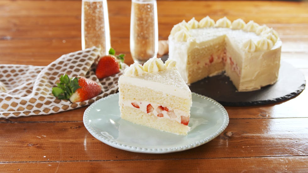 champagne cake