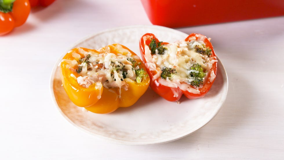 Dish, Food, Cuisine, Stuffed peppers, Ingredient, Vegetable, Produce, Bell pepper, Tomato, Solanum, 