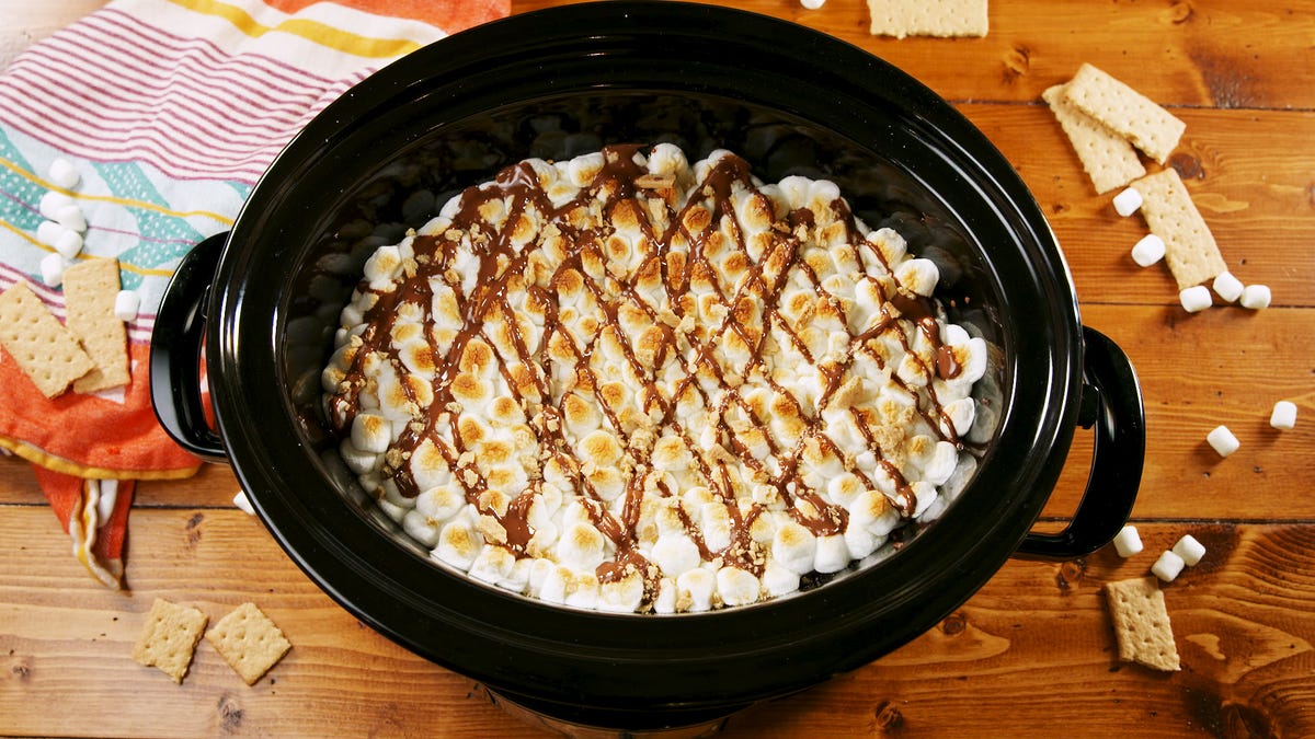 preview for We Want This Crock-Pot S'Mores Cake For Every Meal