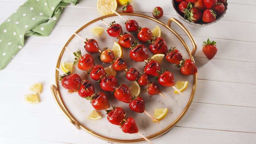 food, dish, cuisine, fruit, ingredient, strawberry, berry, fruit salad, strawberries, plant,