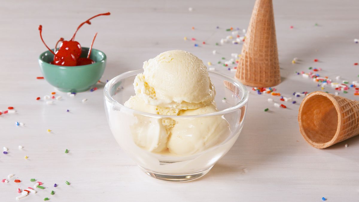 Homemade Vanilla Ice Cream (VIDEO)