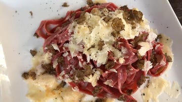 Dish, Food, Cuisine, Ingredient, Lardon, Prosciutto, Chipped beef, Meat, Salt-cured meat, Recipe, 
