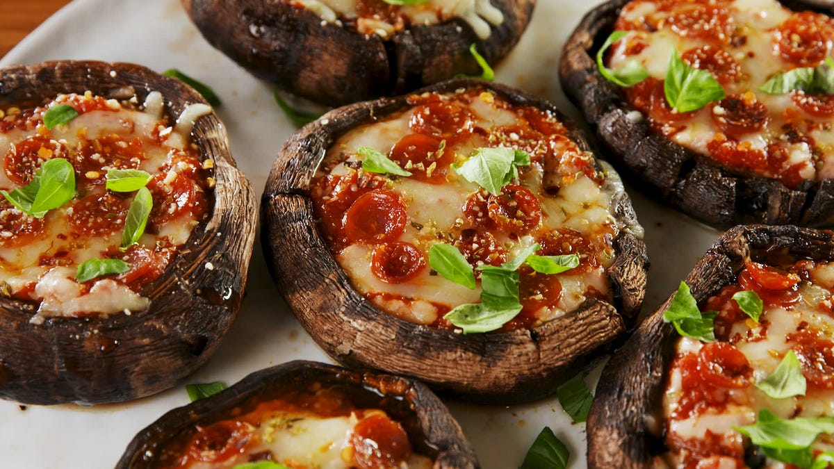preview for Say Goodbye To Traditional Pizza Crusts