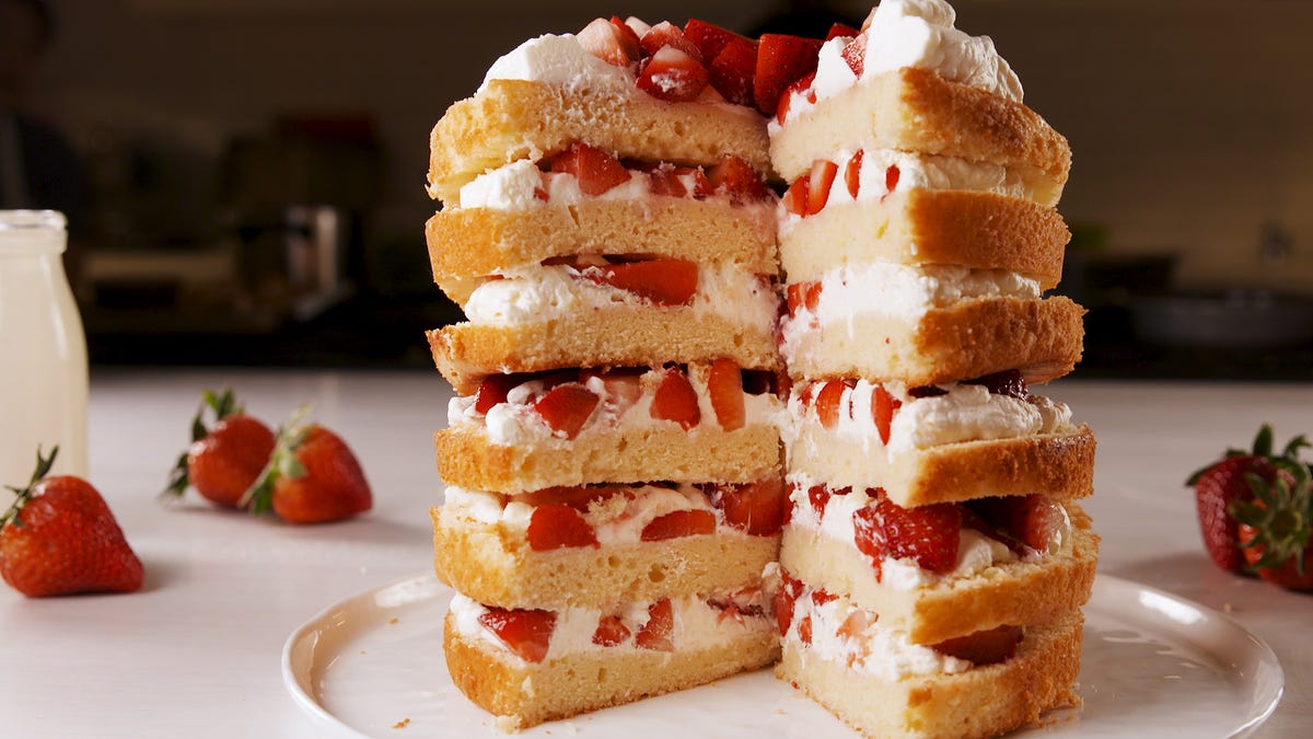 preview for Impress A Crowd With This INSANE Strawberry Shortcake Tower