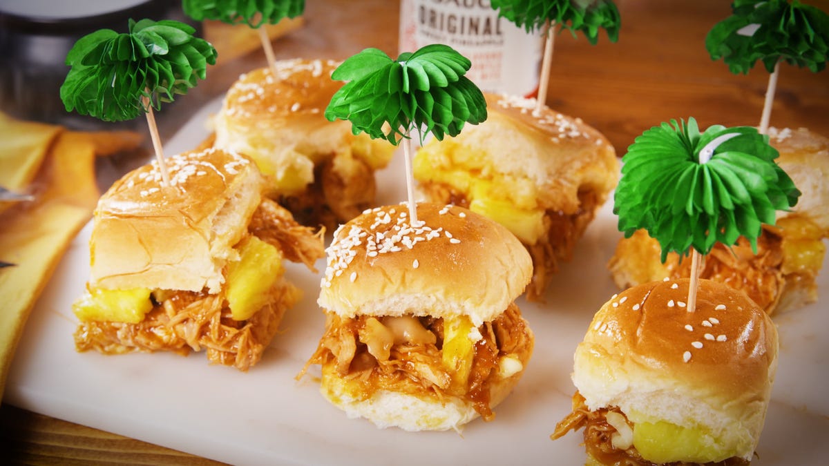 preview for These Tropical Sliders Will Steal The Show At Your Next Party