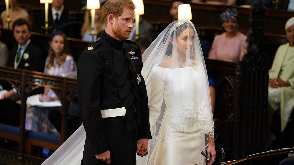 preview for 8 Ways Harry and Meghan Honored Princess Diana at Their Wedding