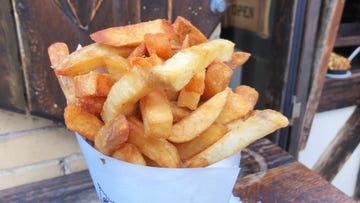 Dish, Food, Fried food, Junk food, Cuisine, French fries, Side dish, Fast food, Ingredient, Deep frying, 