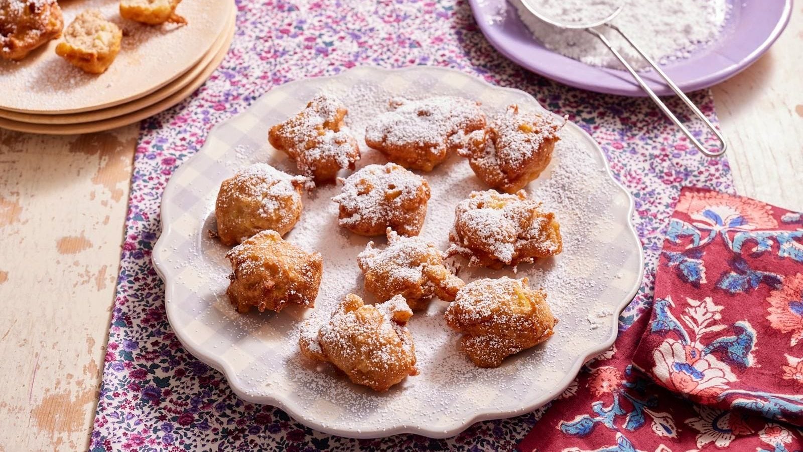 Easy Apple Fritters