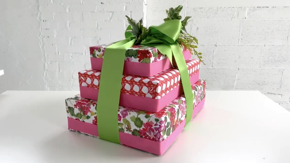 preview for How to Wrap Mother's Day Gifts With Eddie Ross