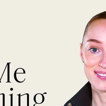 phoebe dynevor plays ask me anything