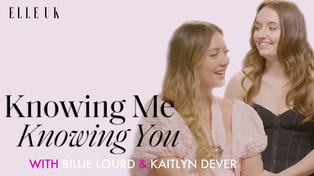 Kaitlyn Dever And Billie Lourd Play Knowing Me, Knowing You