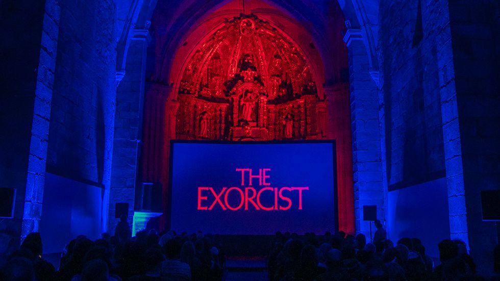 exorcista iglesia
