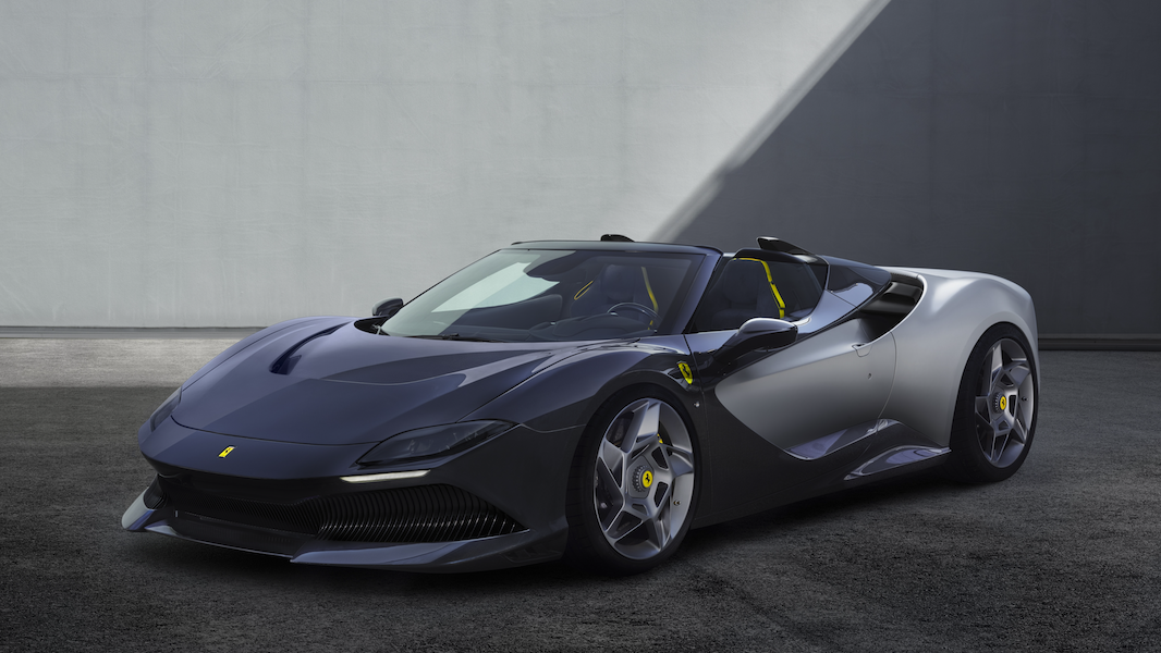 preview for La última diablura de Ferrari se llama SP-8 y es un one off basado en el F8 Spider