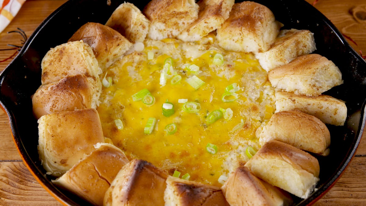 preview for Fiery Ring Dip Is The Cheesy App Your Party Needs