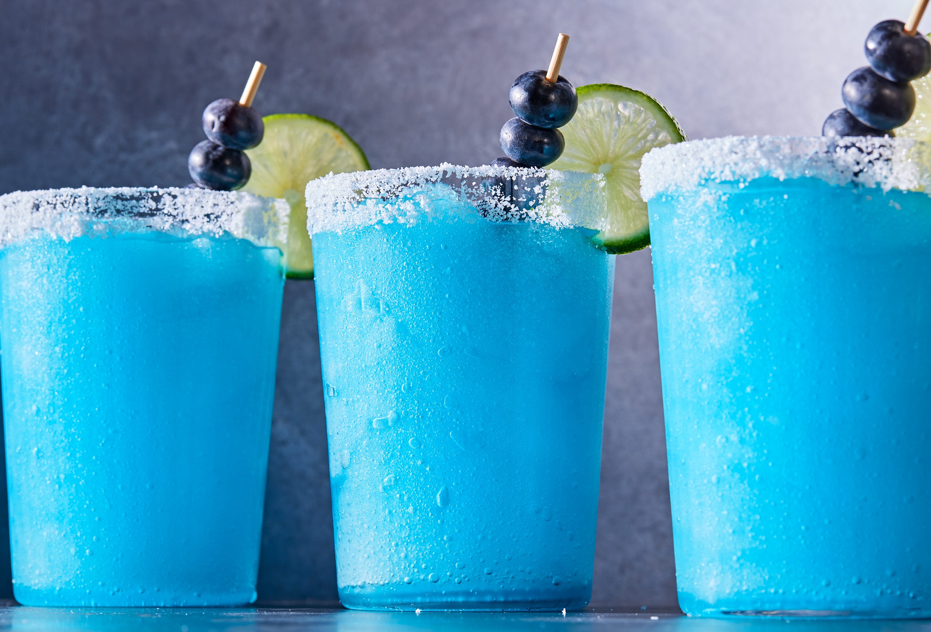 Best Blue Margaritas Recipe - How To Make Frozen Blue Moscato Margaritas