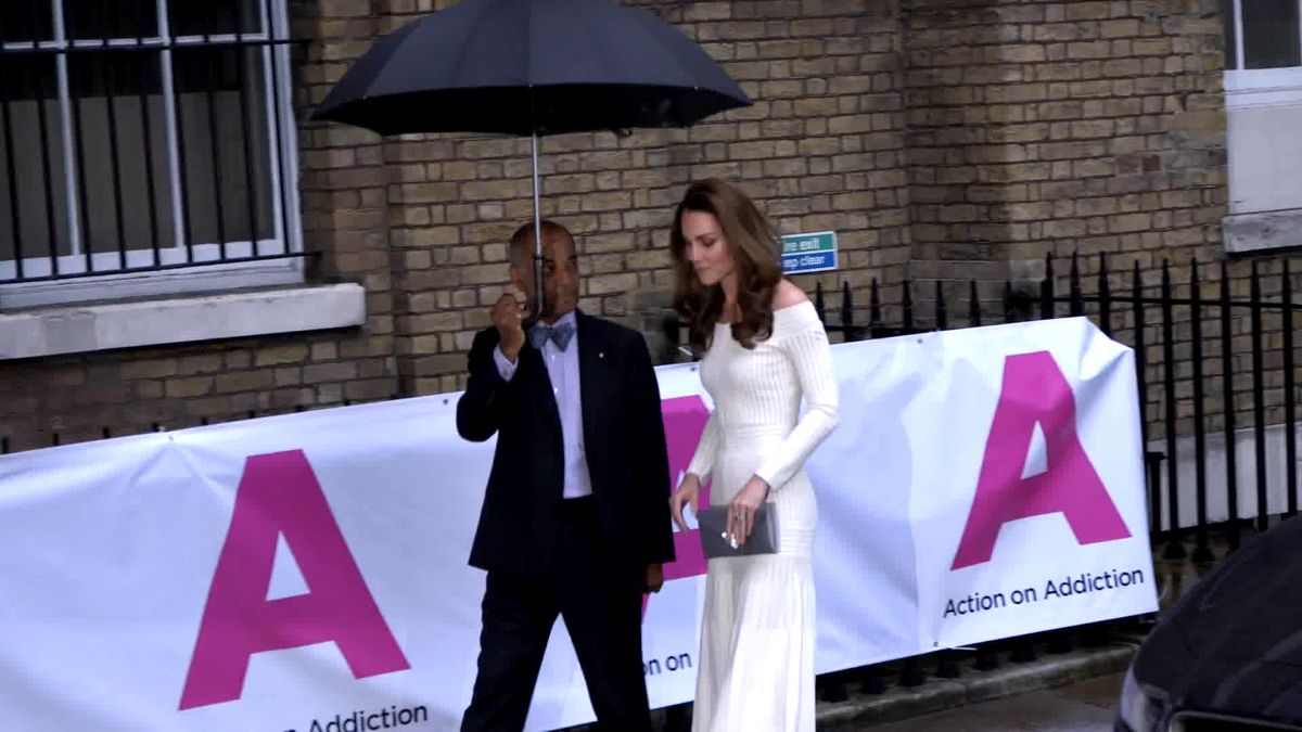 preview for Kate Middleton Wore A Gorgeous Off-The-Shoulder Dress At The Action On Addiction Gala Dinner