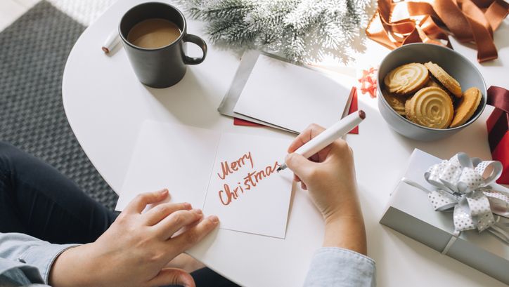 110 Christmas Wishes for 2023 - What to Write in a Christmas Card