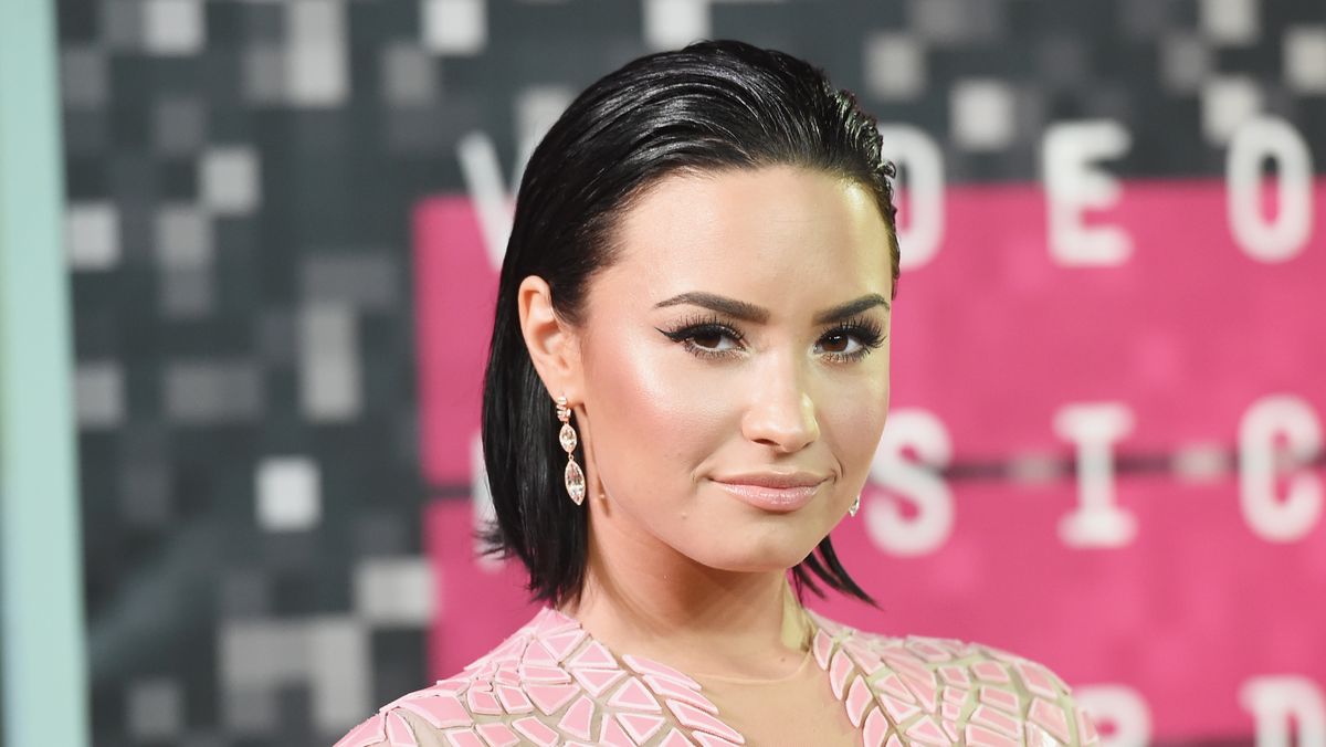 Demi Lovato Releases New Fabletics Collection Benefiting Coronavirus Relief